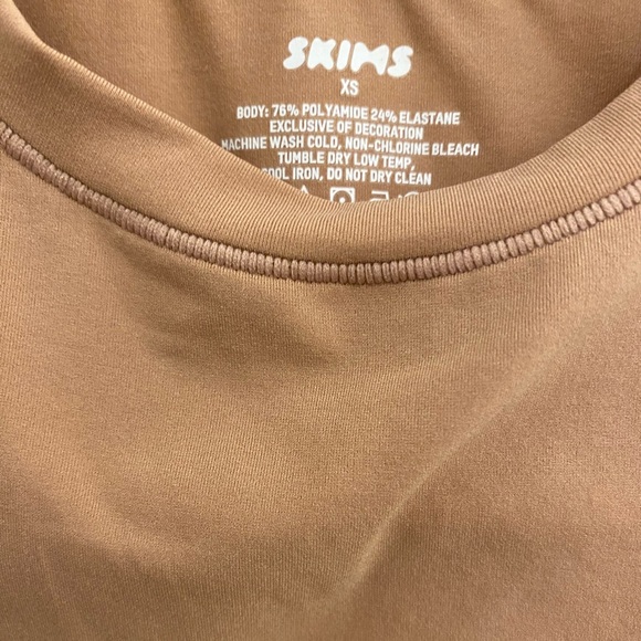 Skims Fits Everybody T-Shirt sienna size xs new condition - Picture 6 of 7